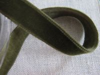 0,95 m Samtband doppelseitig - 16 mm lodengrün