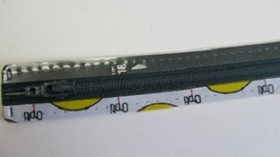 Reißverschluss - 18 cm - dunkelgrün