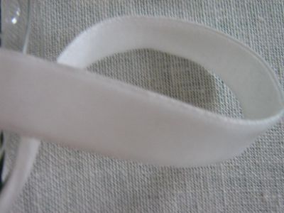 Samtband doppelseitig - 16 mm ecru