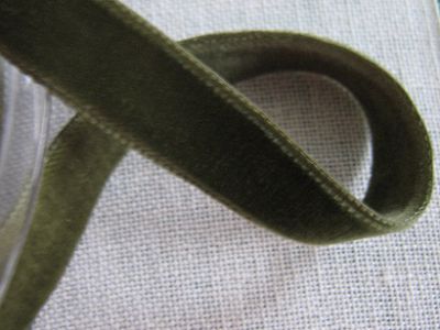 Samtband doppelseitig - 16 mm lodengrün