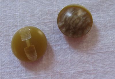 Knopf - 18 mm - beige