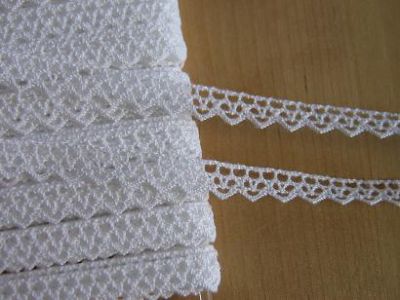 Klöppelspitze - 8 mm - weiss