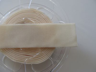 Samtband elastisch - 36 mm  - eggshell