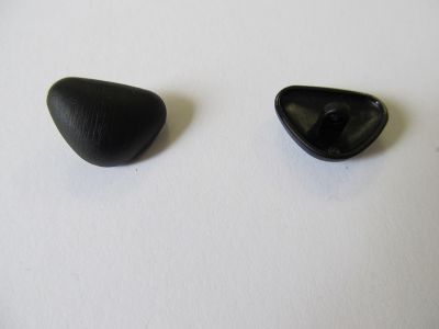 Knopf - Tiernase - schwarz